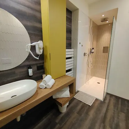 Design Hotel Astra B&B Misano Adriatico Exterior photo